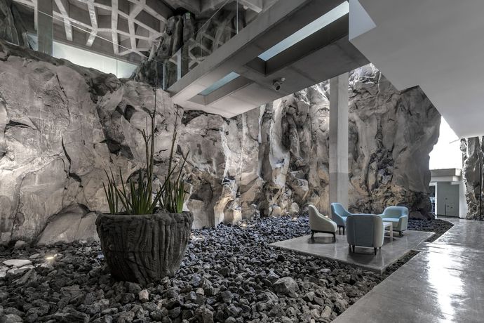 Imagen de los interiores del Hotel Royal Hideaway Corales Suites. Foto 17