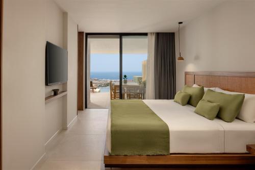 Imagen de la habitación del Hotel Royal Hideaway Corales Villas. Foto 4