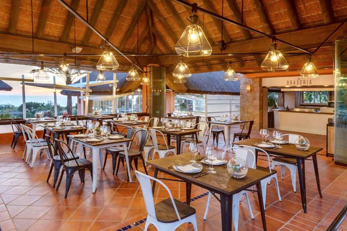 Imagen del bar/restaurante del Hotel Royal Hideaway Sancti Petri. Foto 6