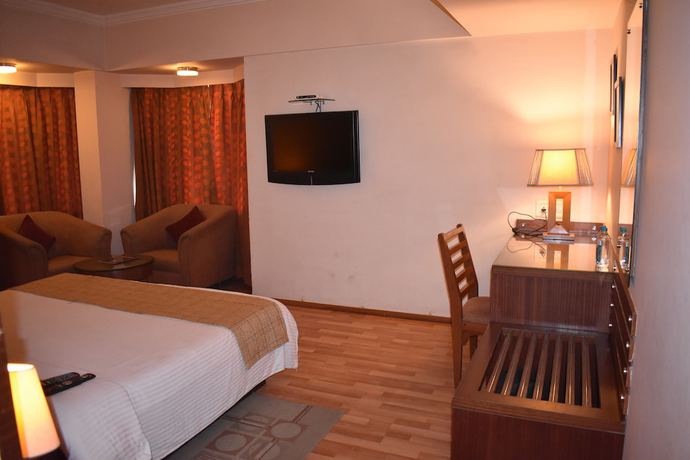 Imagen de la habitación del Hotel Royal Highness, Ahmedabad. Foto 5