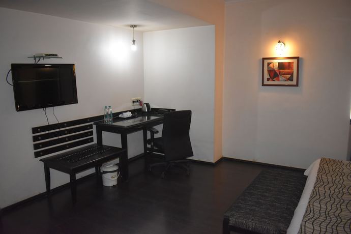 Imagen de la habitación del Hotel Royal Highness, Ahmedabad. Foto 7