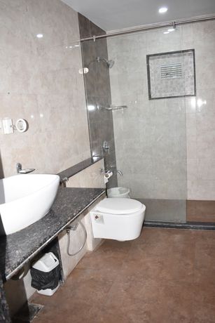 Imagen de la habitación del Hotel Royal Highness, Ahmedabad. Foto 10