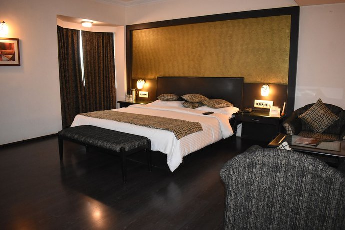Imagen de la habitación del Hotel Royal Highness, Ahmedabad. Foto 13
