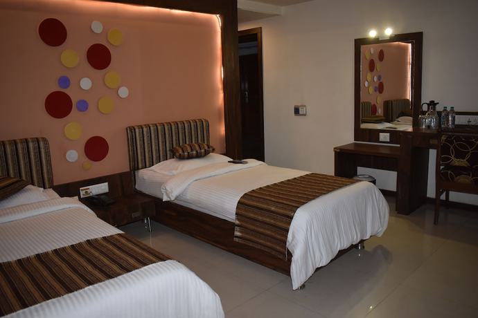 Imagen de la habitación del Hotel Royal Highness, Ahmedabad. Foto 14
