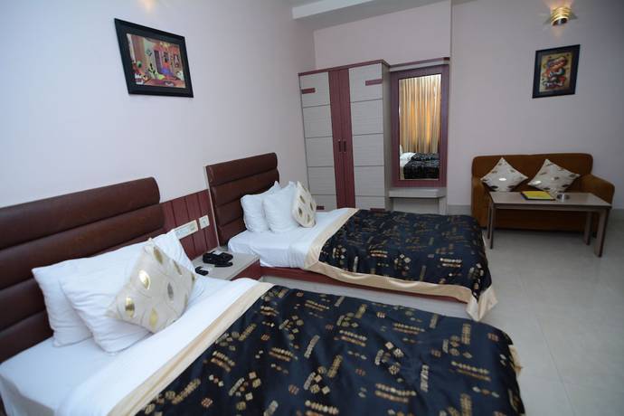 Imagen de la habitación del Hotel Royal Highness, Tinsukia. Foto 4