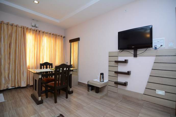 Imagen de la habitación del Hotel Royal Highness, Tinsukia. Foto 9