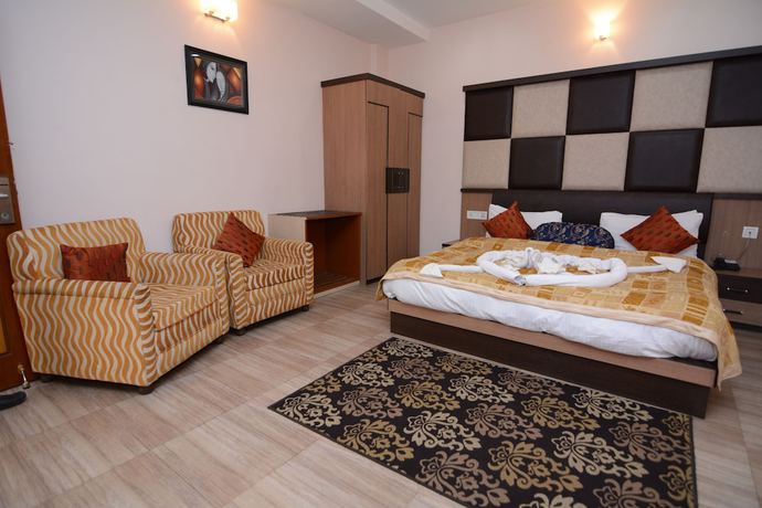 Imagen de la habitación del Hotel Royal Highness, Tinsukia. Foto 10