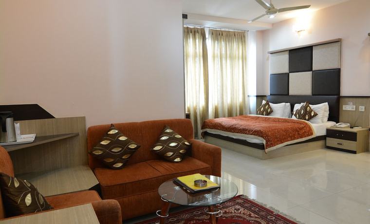 Imagen de la habitación del Hotel Royal Highness, Tinsukia. Foto 12