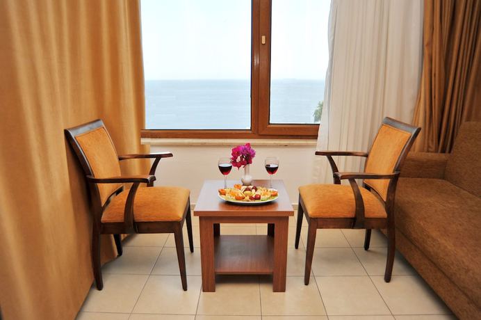 Imagen de la habitación del Hotel Royal Hill, Konyaalti beach. Foto 8