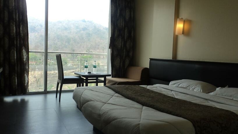 Imagen general del Hotel Royal Hills Vasai - Thane. Foto 9