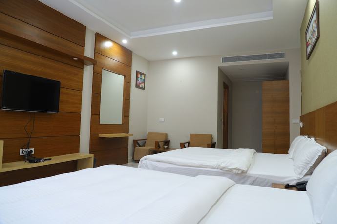 Imagen de la habitación del Hotel Royal Hillton, Paonta Sahib. Foto 4