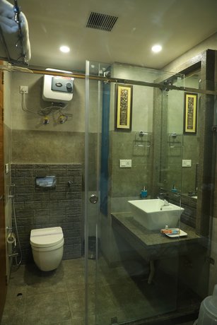 Imagen de la habitación del Hotel Royal Hillton, Paonta Sahib. Foto 5