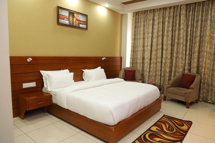 Imagen de la habitación del Hotel Royal Hillton, Paonta Sahib. Foto 15