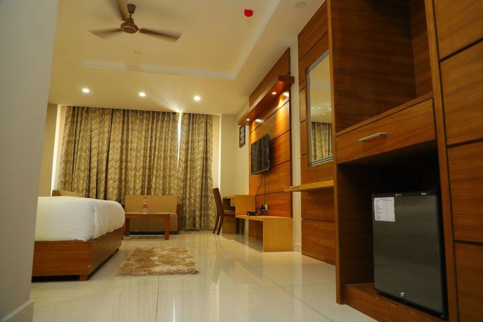 Imagen de la habitación del Hotel Royal Hillton, Paonta Sahib. Foto 17