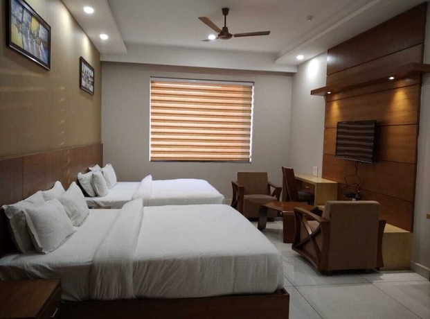 Imagen de la habitación del Hotel Royal Hillton, Paonta Sahib. Foto 4