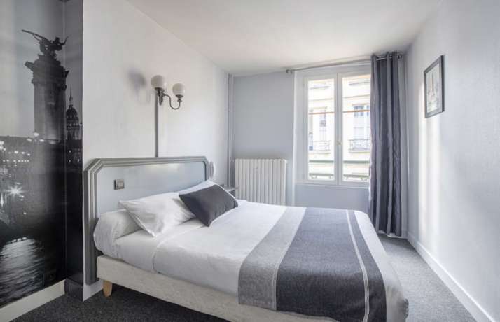 Imagen de la habitación del Hotel Royal H&ocirc;tel, Versalles. Foto 6