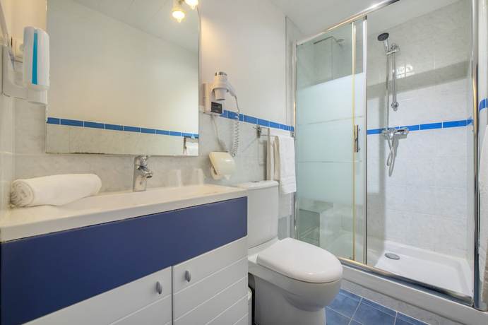 Imagen de la habitación del Hotel Royal H&ocirc;tel, Versalles. Foto 13