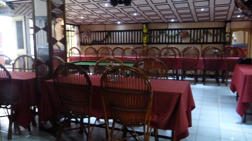 Imagen del bar/restaurante del Hotel Royal Holiday Resort. Foto 5