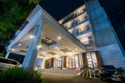 Imagen general del Hotel Royal Hotel Bogor. Foto 1