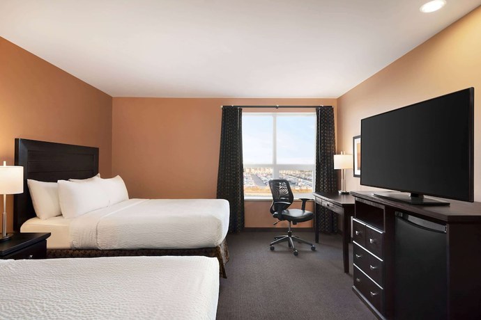 Imagen de la habitación del Hotel Royal Hotel Edmonton Airport Trademark Collection by Wyndham. Foto 12