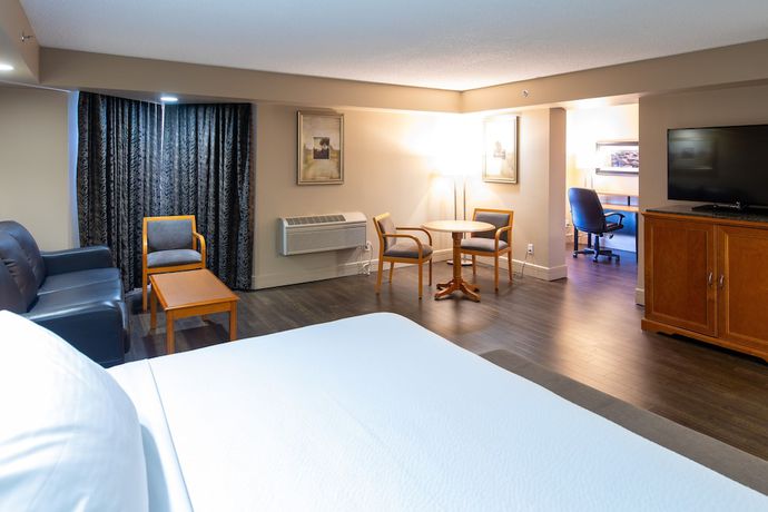 Imagen de la habitación del Hotel Royal Hotel West Edmonton, Trademark Collection by Wyndham. Foto 6