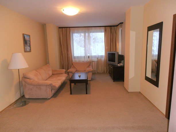 Imagen de la habitación del Hotel Royal House Apartments TMF. Foto 13