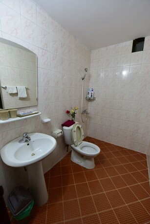 Imagen de la habitación del Hotel Royal House, Hanoi. Foto 17