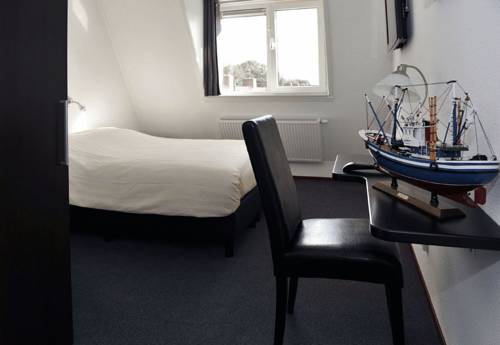 Imagen de la habitación del Hotel Royal, Ijmuiden. Foto 4