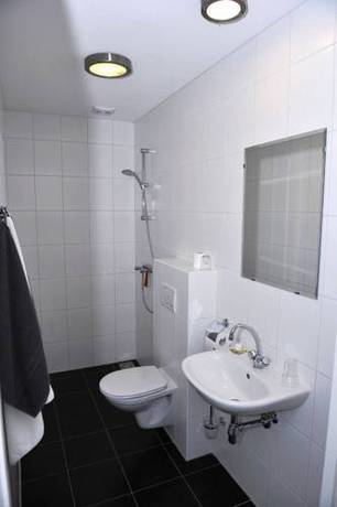 Imagen de la habitación del Hotel Royal, Ijmuiden. Foto 5