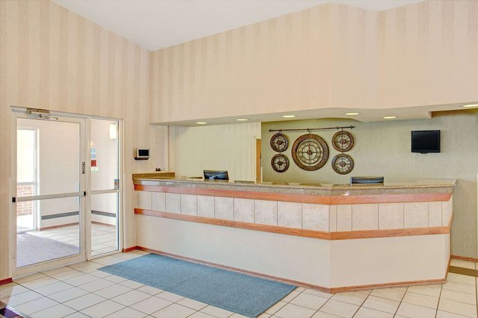 Imagen de los interiores del Hotel Royal Inn Airport. Foto 10