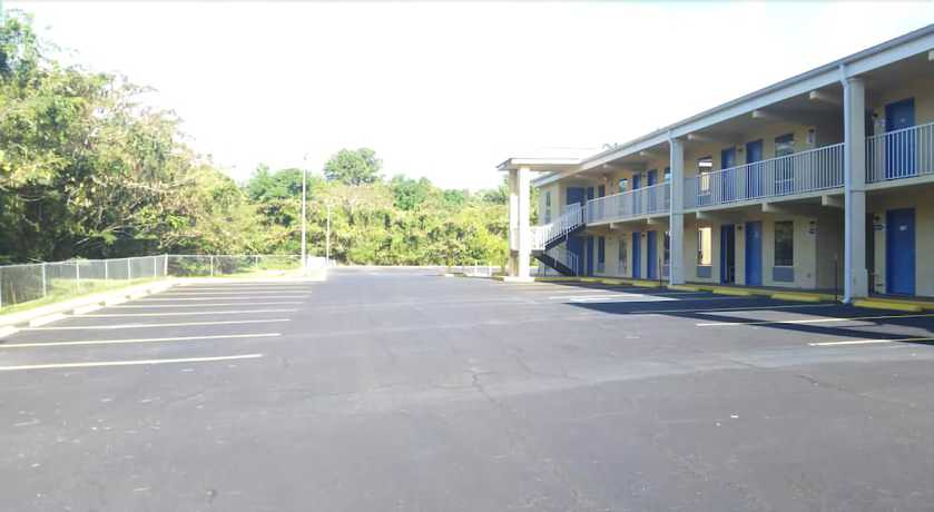 Imagen general del Hotel Royal Inn, Alachua . Foto 3