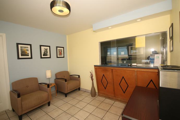 Imagen general del Hotel Royal Inn Charlotte Airport. Foto 1