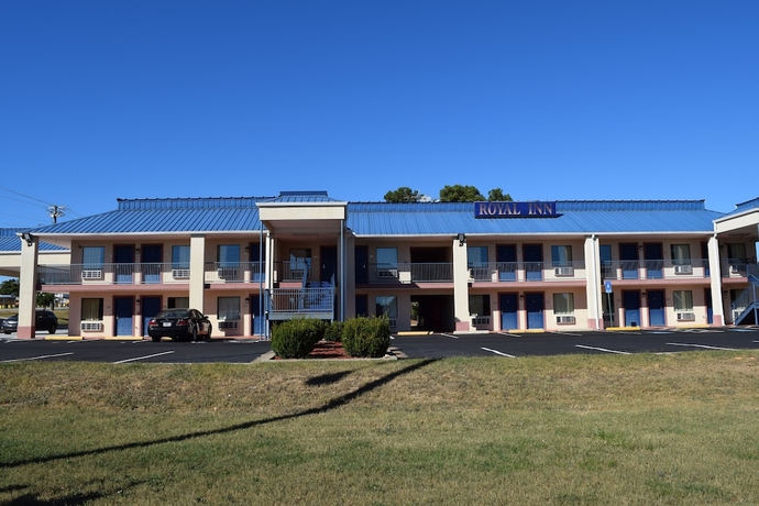 Imagen de los exteriores del Hotel Royal Inn Douglasville. Foto 16
