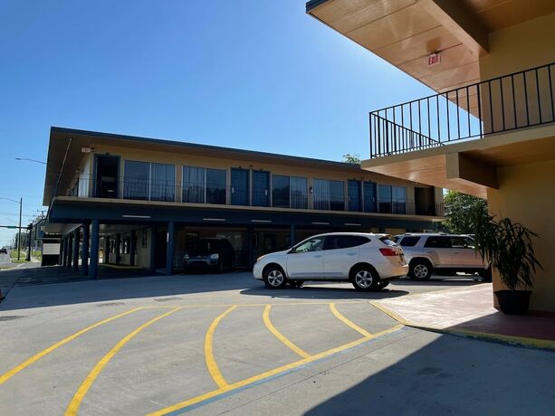 Imagen general del Hotel Royal Inn, Live Oak . Foto 5