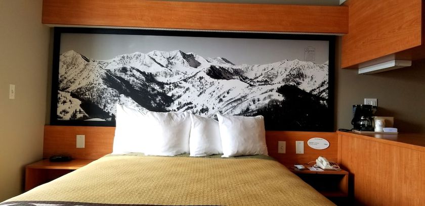 Imagen de la habitación del Hotel Royal Inn Midvale. Foto 12