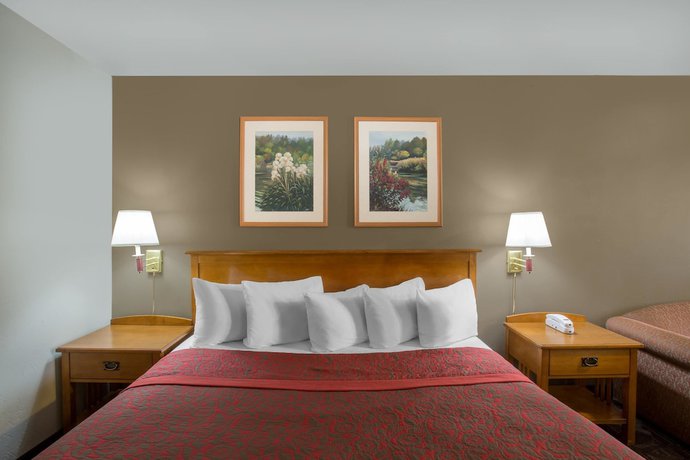 Imagen de la habitación del Hotel Royal Inn Provo. Foto 10