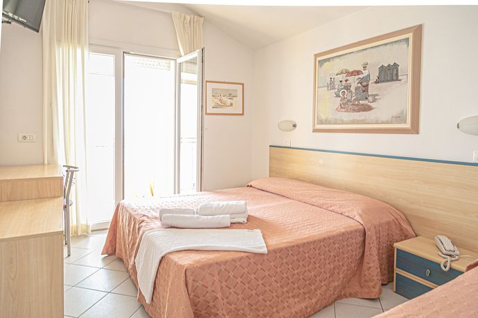 Imagen de la habitación del Hotel Royal Inn, San Mauro a Mare. Foto 9