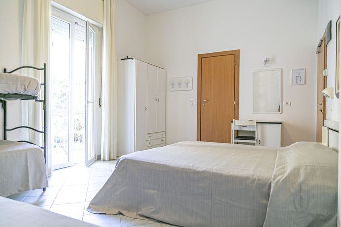 Imagen de la habitación del Hotel Royal Inn, San Mauro a Mare. Foto 14