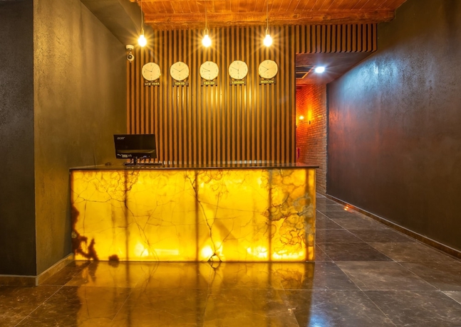 Imagen de los interiores del Hotel Royal Inn, Tbilisi. Foto 19