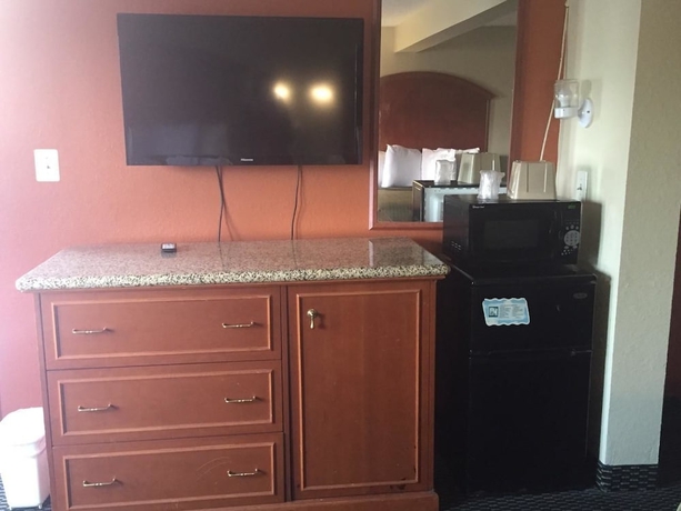 Imagen de la habitación del Hotel Royal Inn, Tonawanda. Foto 5
