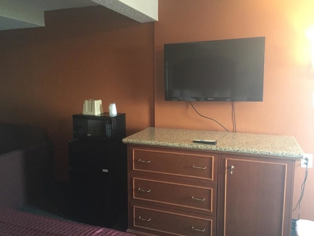 Imagen de la habitación del Hotel Royal Inn, Tonawanda. Foto 7