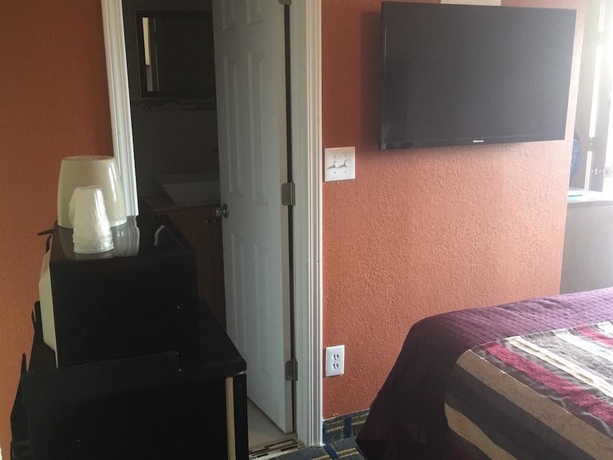 Imagen de la habitación del Hotel Royal Inn, Tonawanda. Foto 8