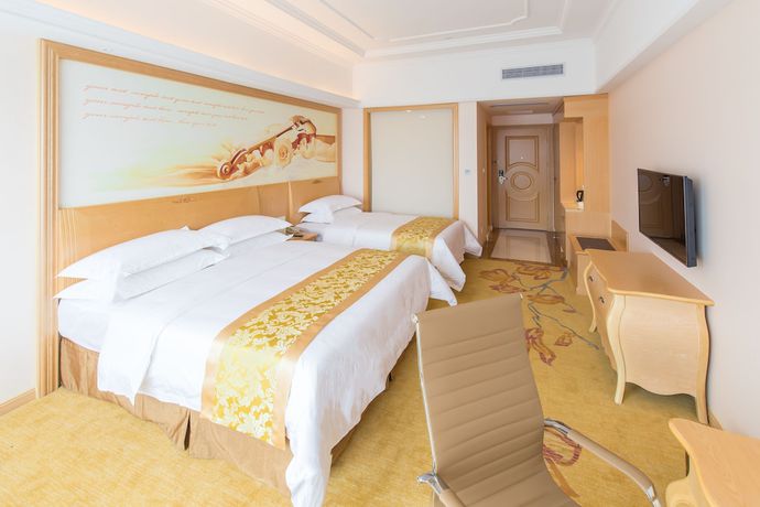 Imagen de la habitación del Hotel Royal International Disneyland and Wild Animal Park Branch. Foto 14
