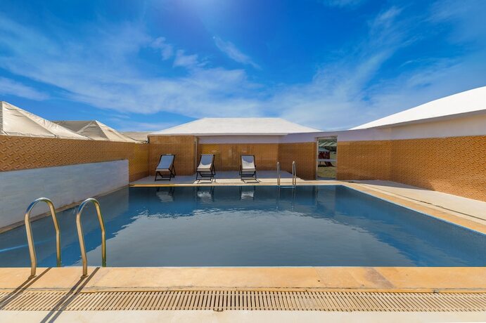 Imagen general del Hotel Royal Jaisalmer Resort with Swimming Pool, Sam. Foto 11
