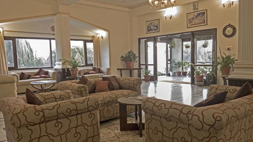 Imagen general del Hotel Royal Jardin Whistling Pines Resort. Foto 9