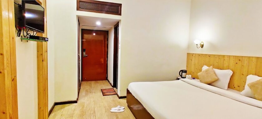 Imagen de la habitación del Hotel Royal Jardin Whistling Pines Resort. Foto 20