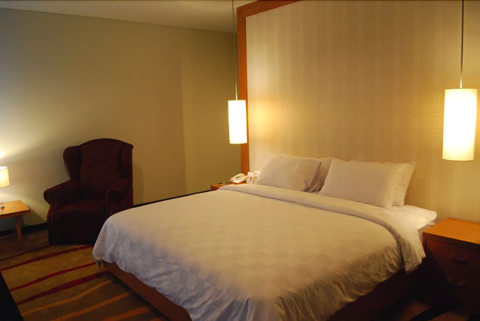 Imagen de la habitación del Hotel Royal Jelita. Foto 17