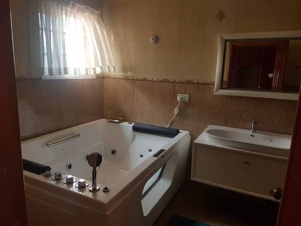 Imagen de la habitación del Hotel Royal Kamak. Foto 7