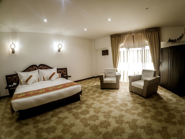 Imagen de la habitación del Hotel Royal Kandyan. Foto 2