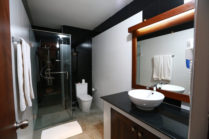 Imagen de la habitación del Hotel Royal Kandyan. Foto 9